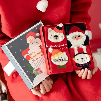4 páry Dospelých Red Tube Nový Rok Ponožky 2021 Vianočného Darčeka Ponožky Ženy Nastaviť Vianočný Stromček, Snehuliak Cartoon Teplé Bavlnené Ponožky
