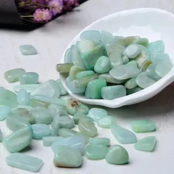 Prírodné emerald crystal minerálne Makadam je krásna liečivých produktov